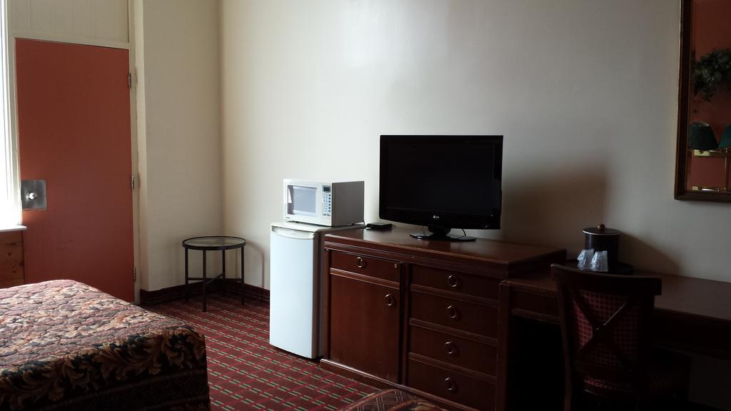 Midtown Hotel Parry Sound Zewnętrze zdjęcie